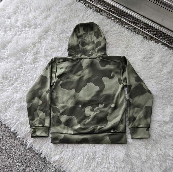 Adidas Boy's Camo Hoodie. Size Small (8). New. - Picture 3 of 8